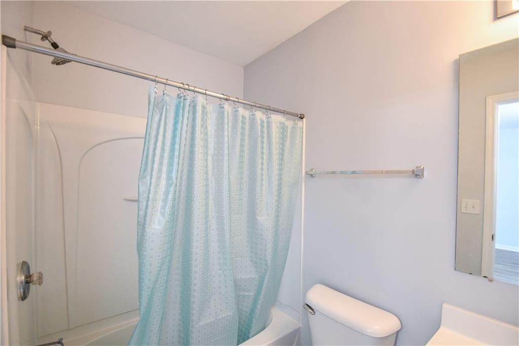 Image 48 of property listing at 2201 Landing Walk Drive, Duluth, GA 30097