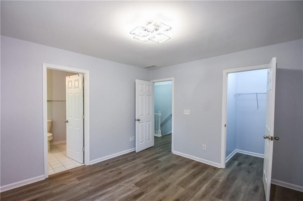 Image 62 of property listing at 2201 Landing Walk Drive, Duluth, GA 30097