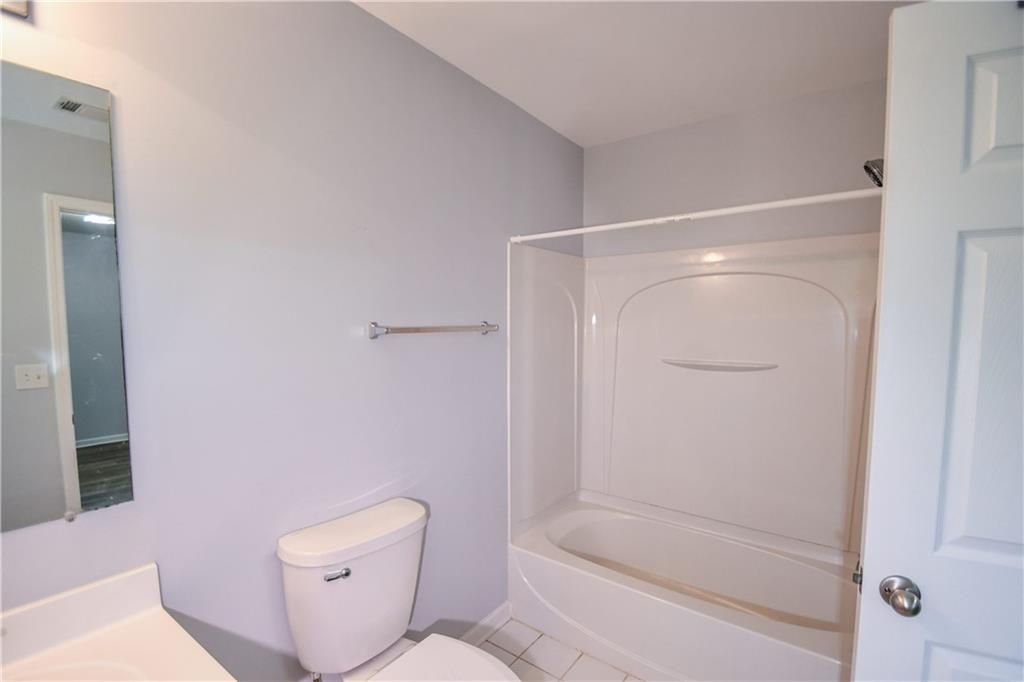 Image 66 of property listing at 2201 Landing Walk Drive, Duluth, GA 30097