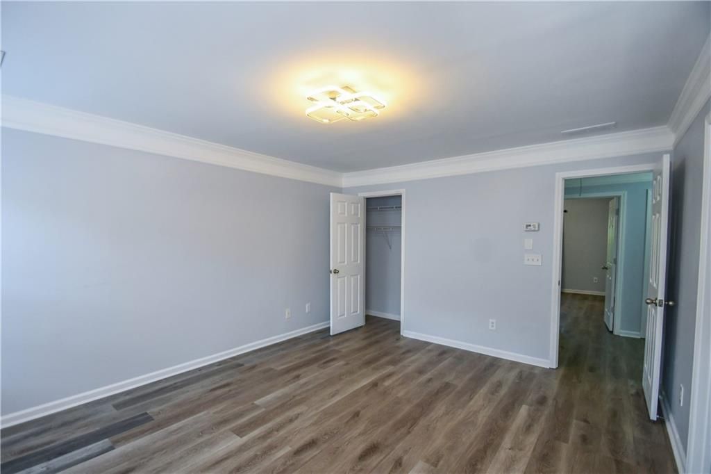 Image 74 of property listing at 2201 Landing Walk Drive, Duluth, GA 30097