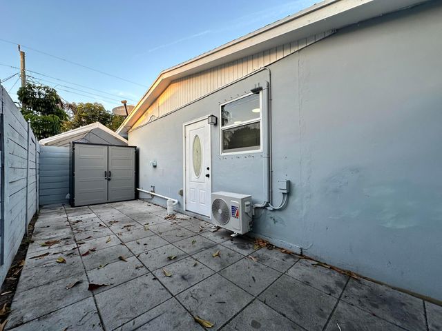 6157 Westover Road, West Palm Beach, FL 33417