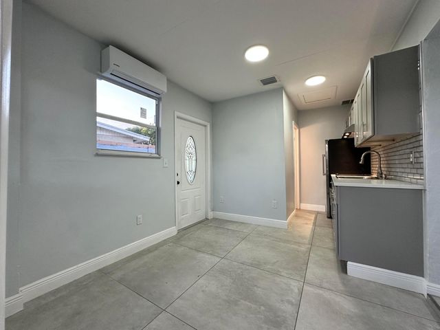 6157 Westover Road, West Palm Beach, FL 33417