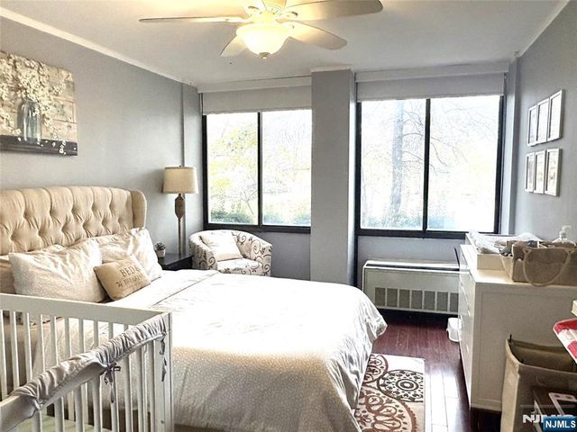 300 Winston Drive L05, Cliffside Park, NJ 07010