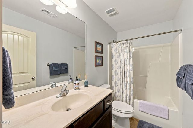 3115 Ginger Lake Court, Zebulon, NC 27597