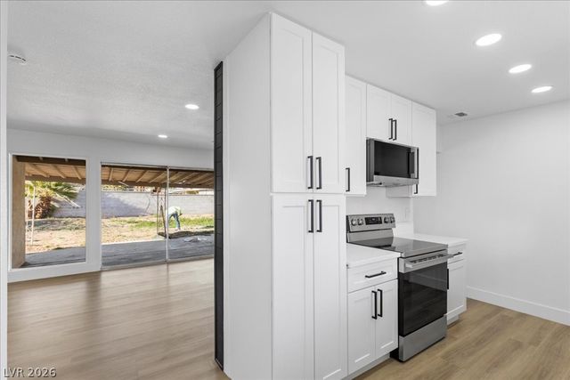 3304 San Juan Drive, Las Vegas, NV 89108