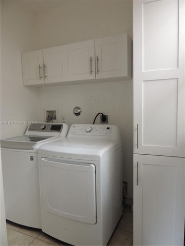 959 NE 37th Ave, Homestead, FL 33033