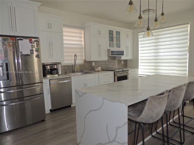 959 NE 37th Ave, Homestead, FL 33033