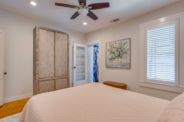 1126 Hawthorne Avenue, Fort Worth, TX 76110