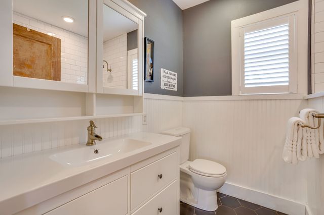 1126 Hawthorne Avenue, Fort Worth, TX 76110