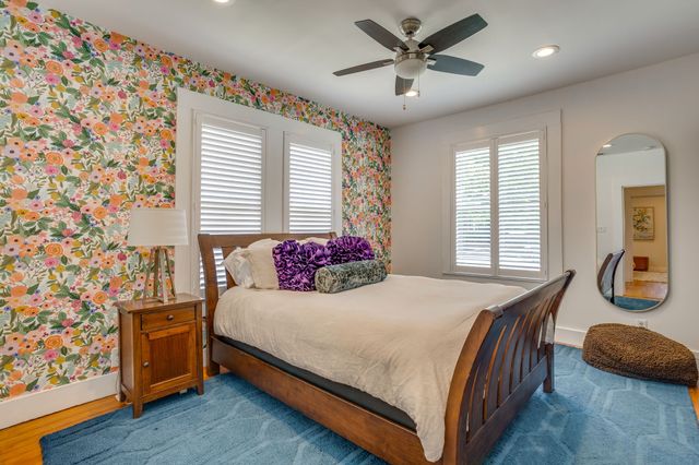 1126 Hawthorne Avenue, Fort Worth, TX 76110