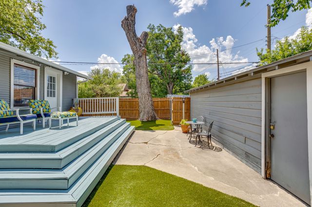 1126 Hawthorne Avenue, Fort Worth, TX 76110