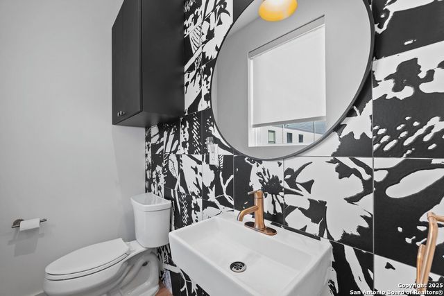 1208 N Academy Ave Unit 2203, New Braunfels, TX 78130