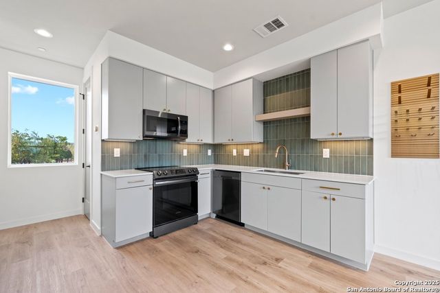 1208 N Academy Ave Unit 2203, New Braunfels, TX 78130