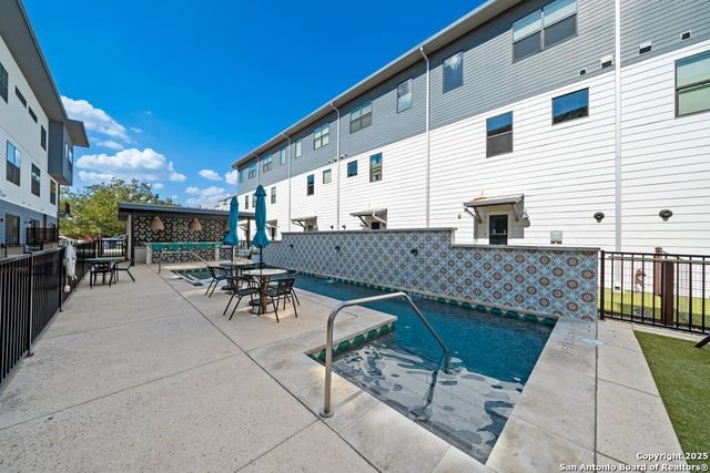 1208 N Academy Ave Unit 2203, New Braunfels, TX 78130