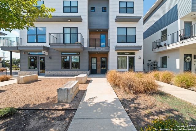 1208 N Academy Ave Unit 2203, New Braunfels, TX 78130