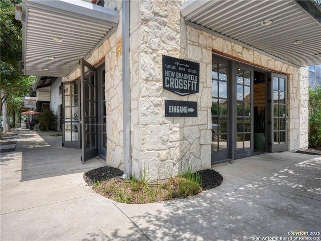 1208 N Academy Ave Unit 2203, New Braunfels, TX 78130