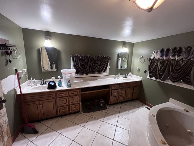 2343 Old Ashland City Rd, Clarksville, TN 37043