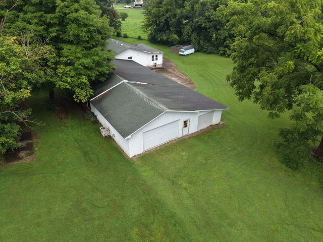 2343 Old Ashland City Rd, Clarksville, TN 37043