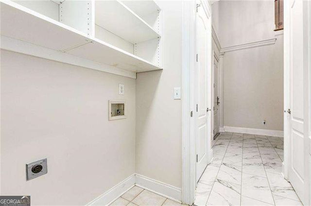 3280 STILLHOUSE Lane SE 410, Atlanta, GA 30339