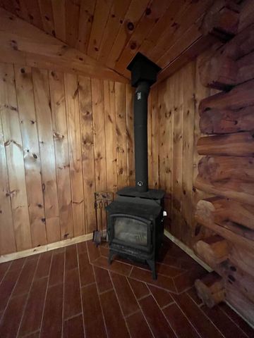 5501 N Streckfus Trl, Salina, KS 67401