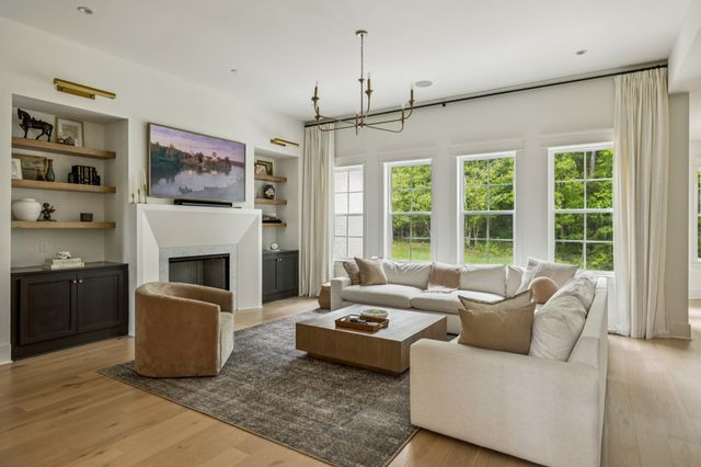 2032 Vail Trce, Nolensville, TN 37135