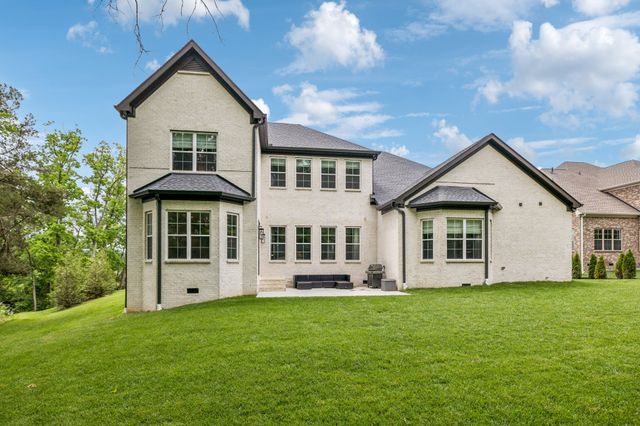 2032 Vail Trce, Nolensville, TN 37135