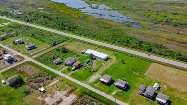 2024 Hwy 87, Port Bolivar, TX 77650