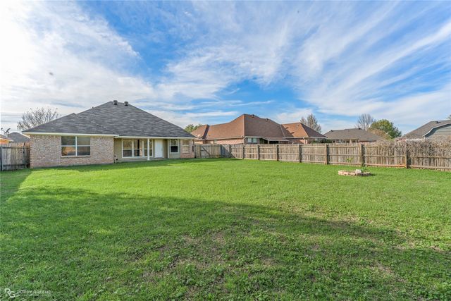 2210 Stockwell Road, Bossier City, LA 71111