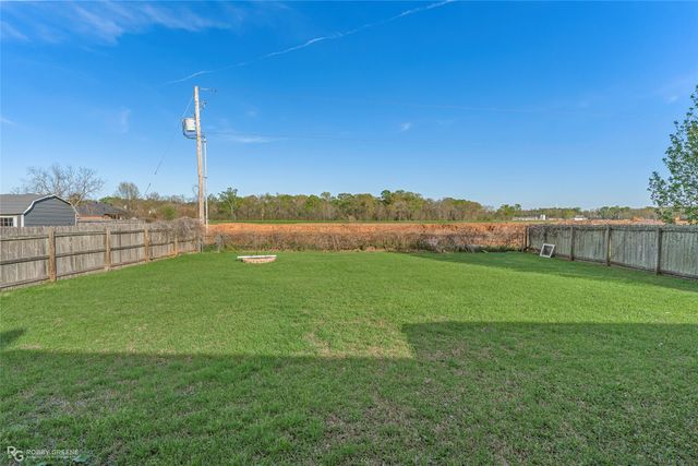 2210 Stockwell Road, Bossier City, LA 71111