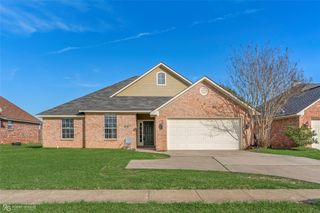 2210 Stockwell Road, Bossier City, LA 71111