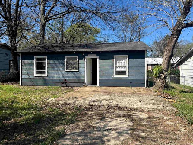 704 WILSON ST, Henderson, TX 75652