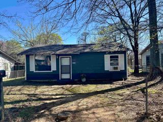 704 WILSON ST, Henderson, TX 75652