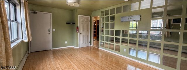 183 Terhune Ave C, Lodi Boro, NJ 07644