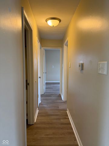 621 Aberdeen Drive, Indianapolis, IN 46241