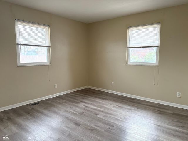 621 Aberdeen Drive, Indianapolis, IN 46241