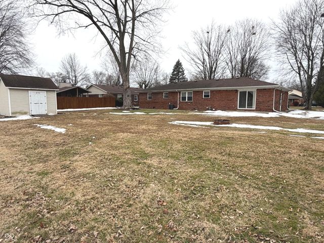 621 Aberdeen Drive, Indianapolis, IN 46241