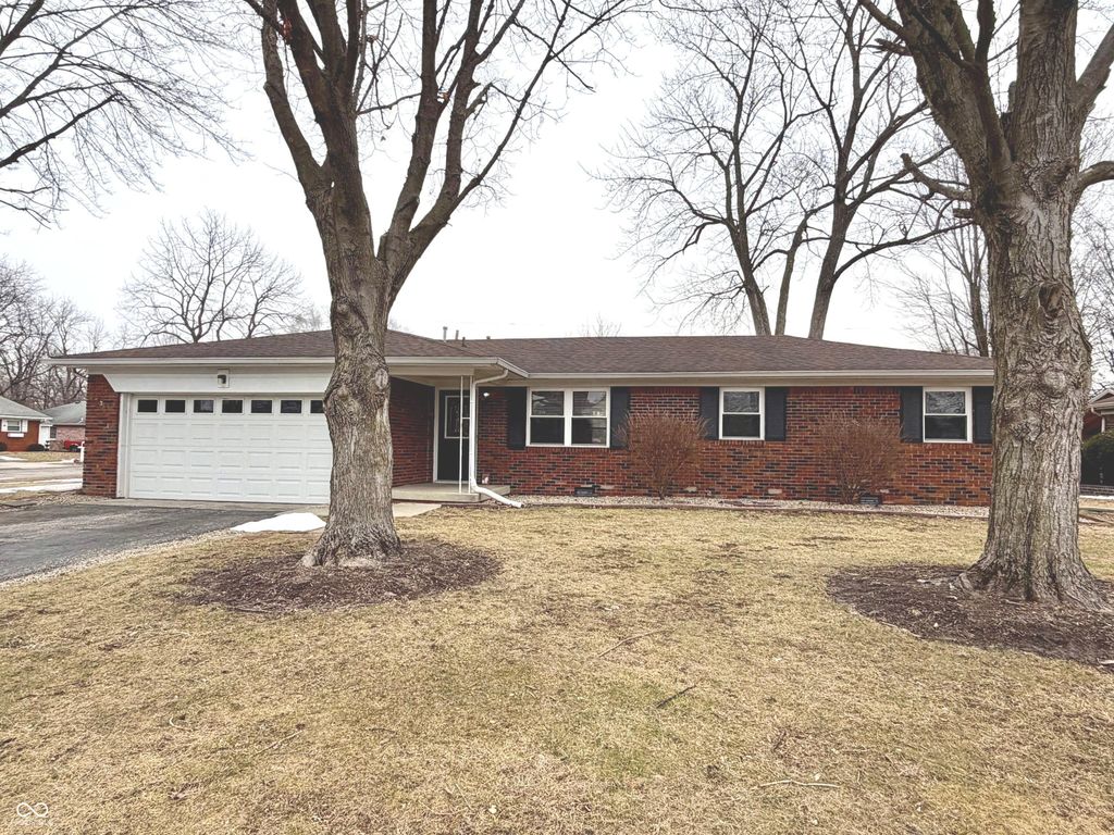 621 Aberdeen Drive, Indianapolis, IN 46241