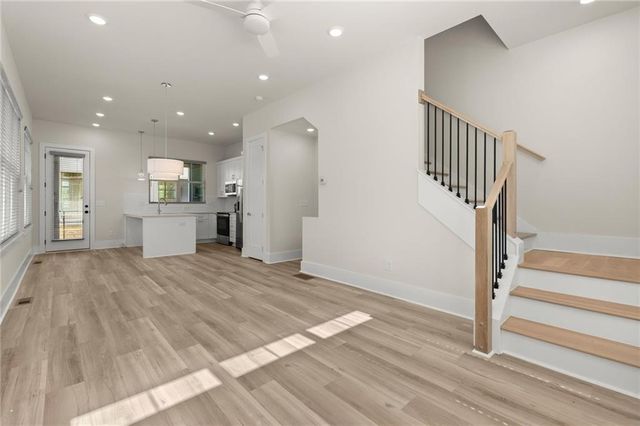 1135 Knight Walk NW, Atlanta, GA 30318