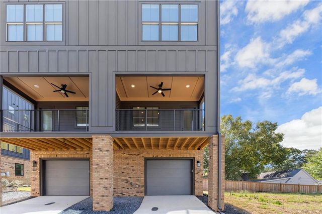 1135 Knight Walk NW, Atlanta, GA 30318