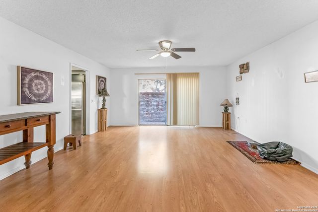 3803 Barrington St Apt 5B, San Antonio, TX 78217