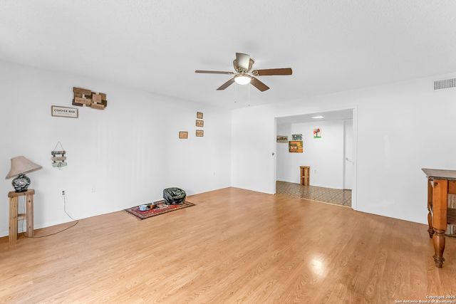 3803 Barrington St Apt 5B, San Antonio, TX 78217