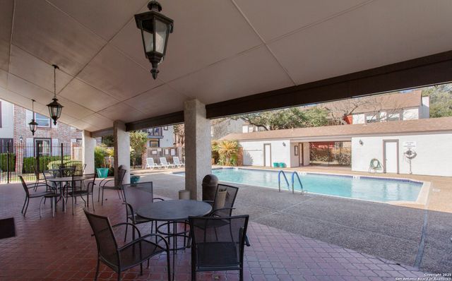 3803 Barrington St Apt 5B, San Antonio, TX 78217