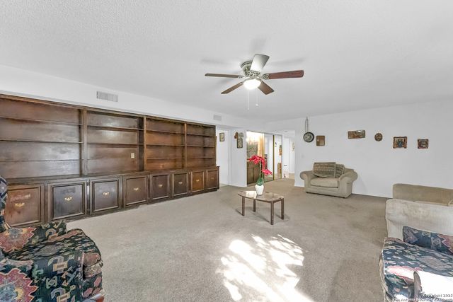 3803 Barrington St Apt 5B, San Antonio, TX 78217