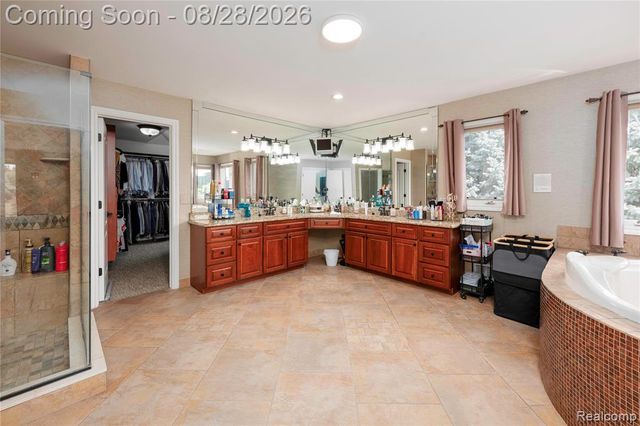 63520 Georgetowne, Washington, MI 48095