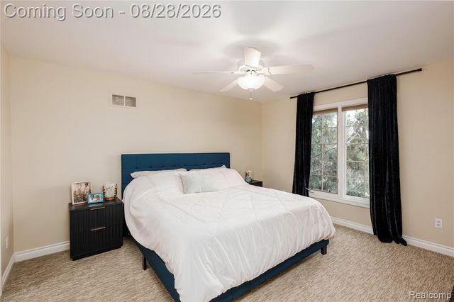 63520 Georgetowne, Washington, MI 48095