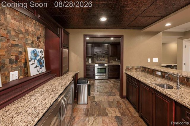63520 Georgetowne, Washington, MI 48095