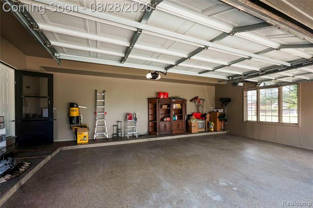 63520 Georgetowne, Washington, MI 48095