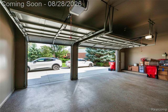 63520 Georgetowne, Washington, MI 48095