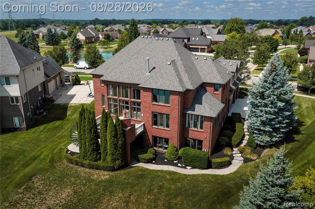 63520 Georgetowne, Washington, MI 48095
