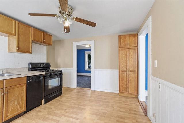 111 Central St, Concord, MA 01742